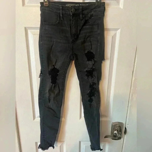 American Eagle Women’s Distressed Super Stretch Hi Rise Jeggings. Size 2 Regular - Picture 1 of 5